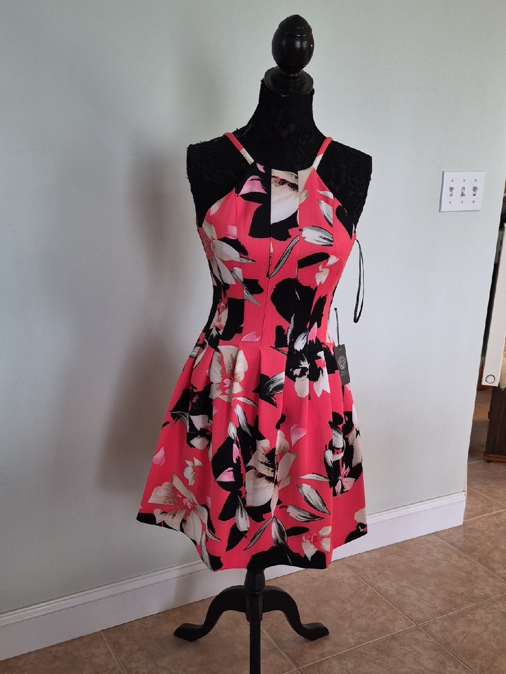 Vince Camuto..size 2
